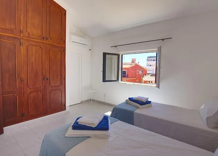 Townhouse In Vila *