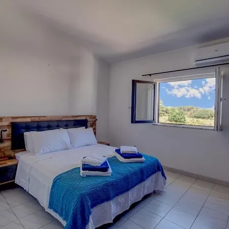 Townhouse In Quarteira