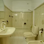 Townhouse In *